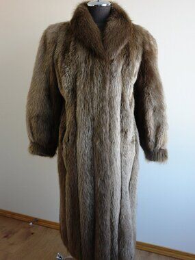 Natural Beaver Fur Coat, Shawl Collar, Size 6